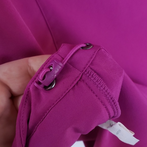 Fabletics Zipup - Picture 6 of 8